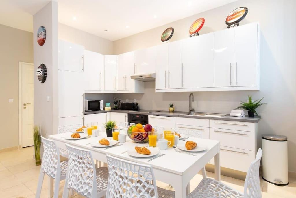 Appartement CROISETTE 8/10 pers à Cannes Extérieur photo