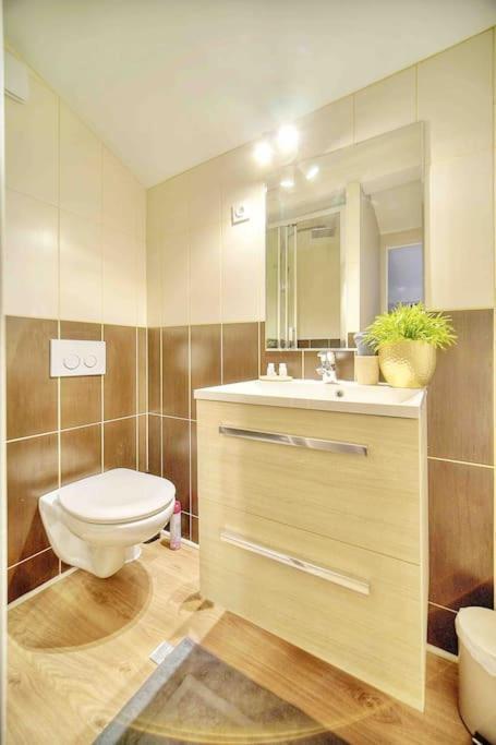Appartement CROISETTE 8/10 pers à Cannes Extérieur photo