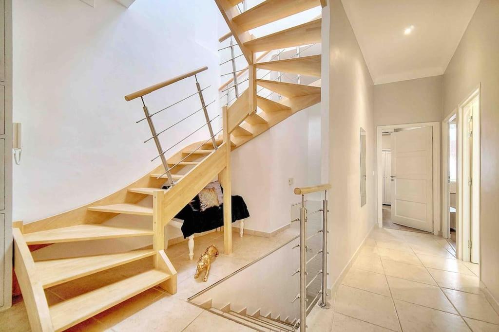 Appartement CROISETTE 8/10 pers à Cannes Extérieur photo